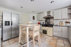 Photo 19- click for photo gallery